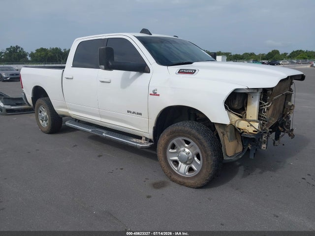 45623327 :رقم المزاد ، 3C6UR5DL7MG509102 vin ، 2021 Ram 2500 Big Horn  4x4 6'4 Box مزاد بيع
