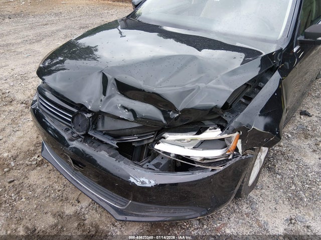 45623340 :رقم المزاد ، 3VWDX7AJXDM378937 vin ، 2013 Volkswagen Jetta 2.5l Se مزاد بيع