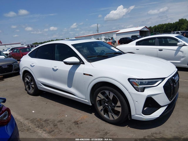 Продаж на аукціоні авто 2022 Audi E-tron Sportback Premium S Line Quattro, vin: WA11AAGEXNB013059, номер лоту: 45623355