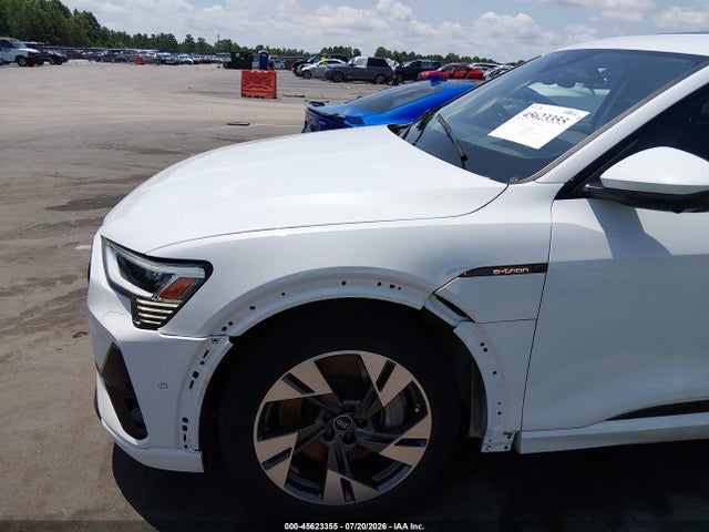 Продаж на аукціоні авто 2022 Audi E-tron Sportback Premium S Line Quattro, vin: WA11AAGEXNB013059, номер лоту: 45623355