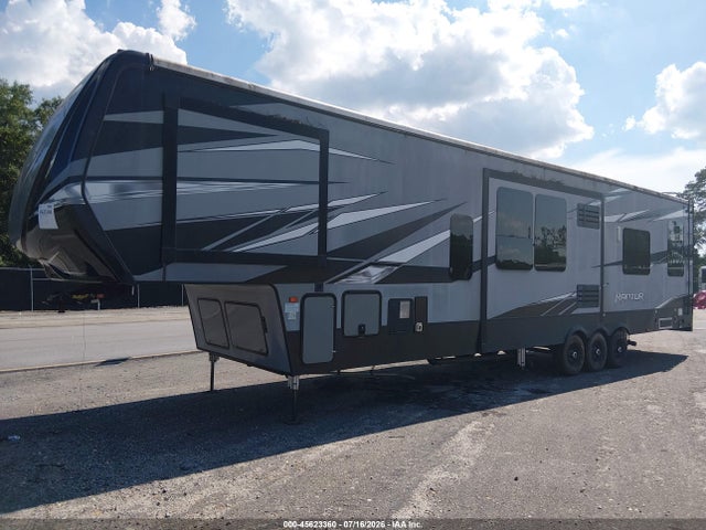 45623360 :رقم المزاد ، 4YDF42333LR800983 vin ، 2020 Keystone Raptor مزاد بيع