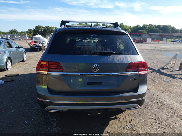 2018 Volkswagen Atlas 3.6l V6 Sel მანქანა იყიდება აუქციონზე, vin: 1V2MR2CA0JC522262, აუქციონის ნომერი: 45623402