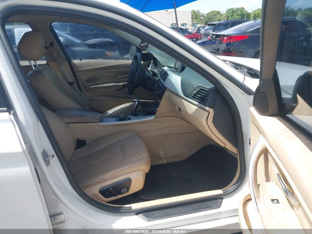 2013 Bmw 328i Xdrive მანქანა იყიდება აუქციონზე, vin: WBA3B5G54DNS04344, აუქციონის ნომერი: 45623428