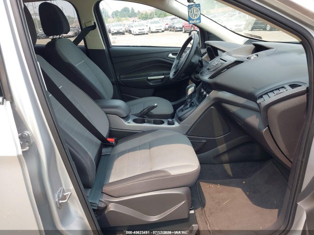 Продажа на аукционе авто 2015 Ford Escape Se, vin: 1FMCU9GXXFUC85117, номер лота: 45623491