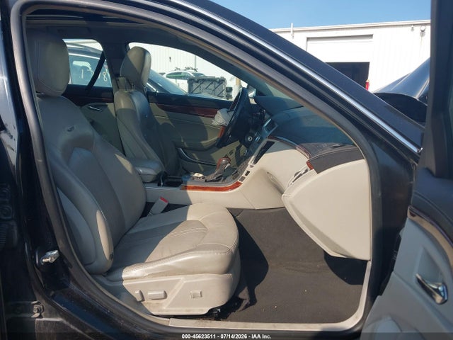 Продажа на аукционе авто 2011 Cadillac Cts Luxury, vin: 1G6DE5EY2B0150972, номер лота: 45623511