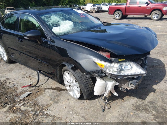 2015 Lexus Es 300h მანქანა იყიდება აუქციონზე, vin: JTHBW1GG2F2084138, აუქციონის ნომერი: 45623562