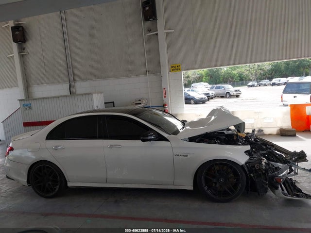45623585 :رقم المزاد ، WDDZF8KB5JA258633 vin ، 2018 Mercedes-benz Amg E 63 S 4matic مزاد بيع