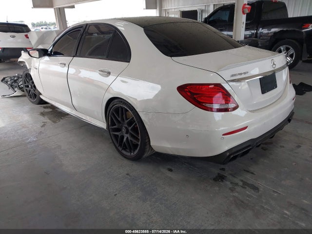 45623585 :رقم المزاد ، WDDZF8KB5JA258633 vin ، 2018 Mercedes-benz Amg E 63 S 4matic مزاد بيع