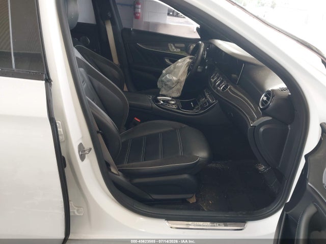 45623585 :رقم المزاد ، WDDZF8KB5JA258633 vin ، 2018 Mercedes-benz Amg E 63 S 4matic مزاد بيع