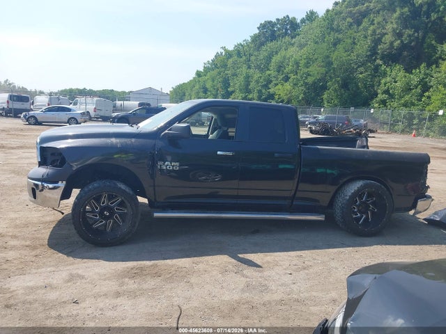 Продажа на аукционе авто 2017 Ram 1500 Slt  4x2 6'4 Box, vin: 1C6RR6GG3HS747120, номер лота: 45623608