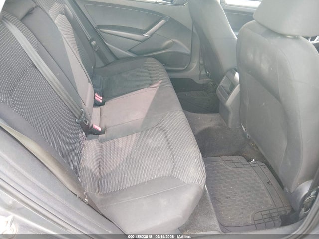 45623618 :رقم المزاد ، 1VWAT7A32GC016090 vin ، 2016 Volkswagen Passat 1.8t S مزاد بيع