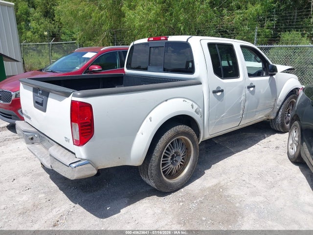 1N6AD0ER3GN747974 Nissan Frontier Desert Runner/s/sl/sv