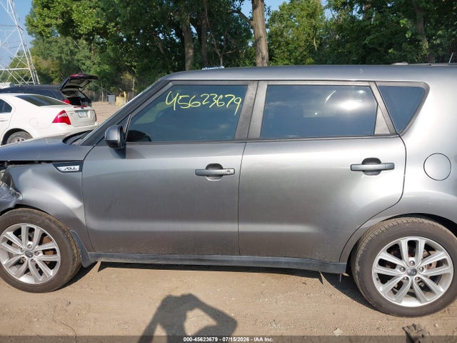 45623679 :رقم المزاد ، KNDJP3A59H7472941 vin ، 2017 Kia Soul + مزاد بيع