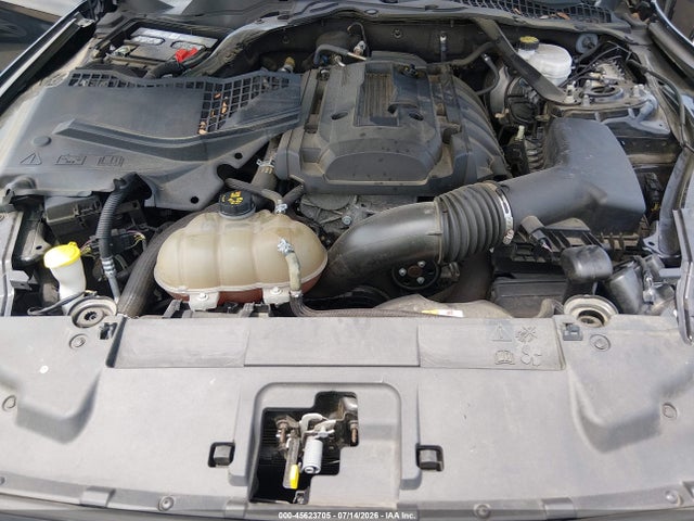 45623705 :رقم المزاد ، 1FATP8UH6J5133220 vin ، 2018 Ford Mustang Ecoboost Premium مزاد بيع