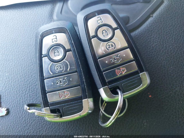 45623705 :رقم المزاد ، 1FATP8UH6J5133220 vin ، 2018 Ford Mustang Ecoboost Premium مزاد بيع