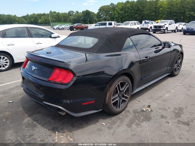 45623705 :رقم المزاد ، 1FATP8UH6J5133220 vin ، 2018 Ford Mustang Ecoboost Premium مزاد بيع