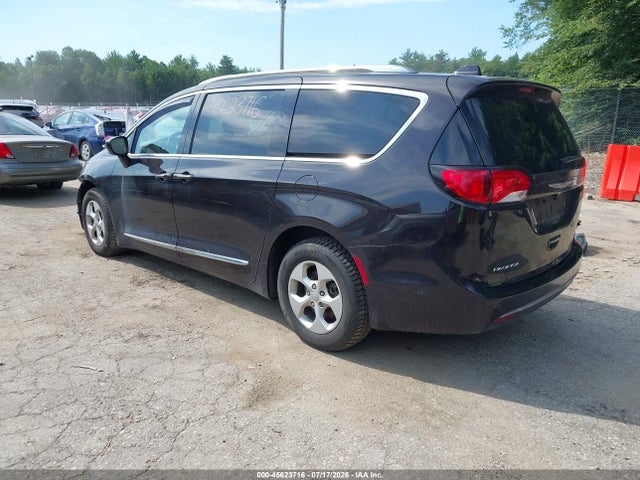 45623716 :رقم المزاد ، 2C4RC1EG9HR525005 vin ، 2017 Chrysler Pacifica Touring-l Plus مزاد بيع