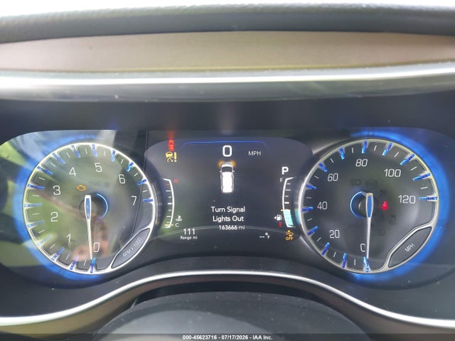 45623716 :رقم المزاد ، 2C4RC1EG9HR525005 vin ، 2017 Chrysler Pacifica Touring-l Plus مزاد بيع