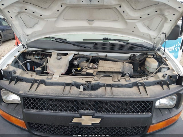 Chevrolet Express 3500 Work Van 2015 1GCZGUCF6F1127574 Image 10
