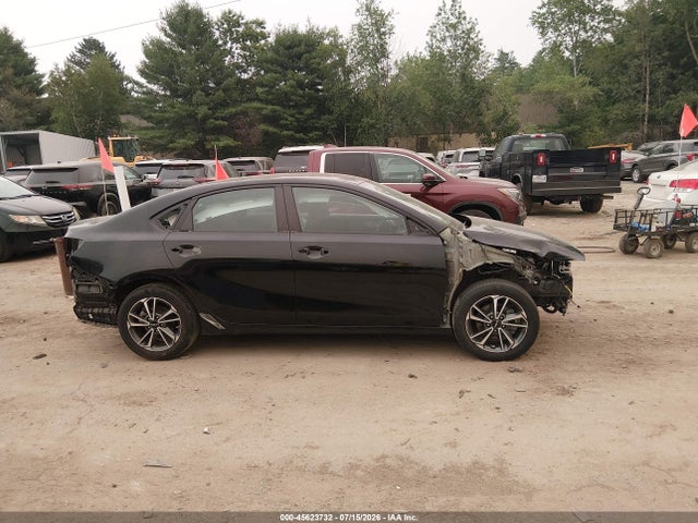 45623732 :رقم المزاد ، 3KPF24AD1NE439106 vin ، 2022 Kia Forte Lxs مزاد بيع