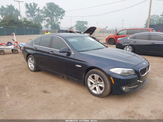 Продаж на аукціоні авто 2013 Bmw 528i Xdrive, vin: WBAXH5C57DD113032, номер лоту: 45623733