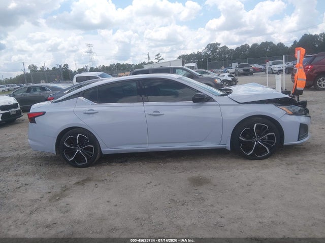 1N4BL4CV8RN398871 Nissan Altima Sr Fwd