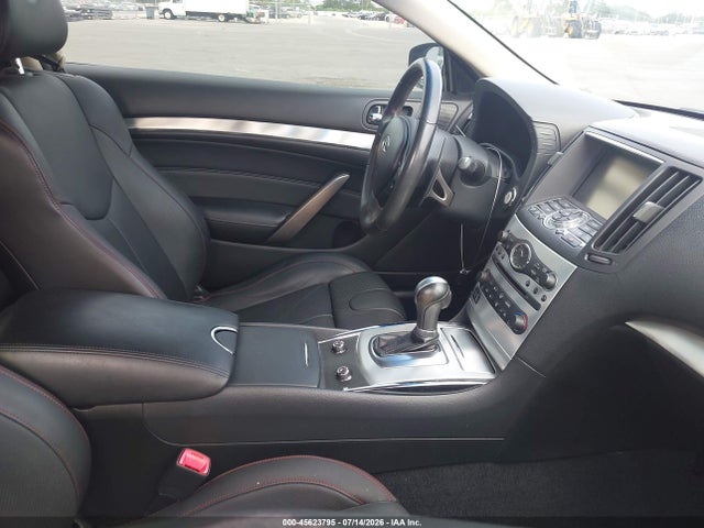 Продаж на аукціоні авто 2015 Infiniti Q60 S Limited, vin: JN1CV6EK3FM870275, номер лоту: 45623795