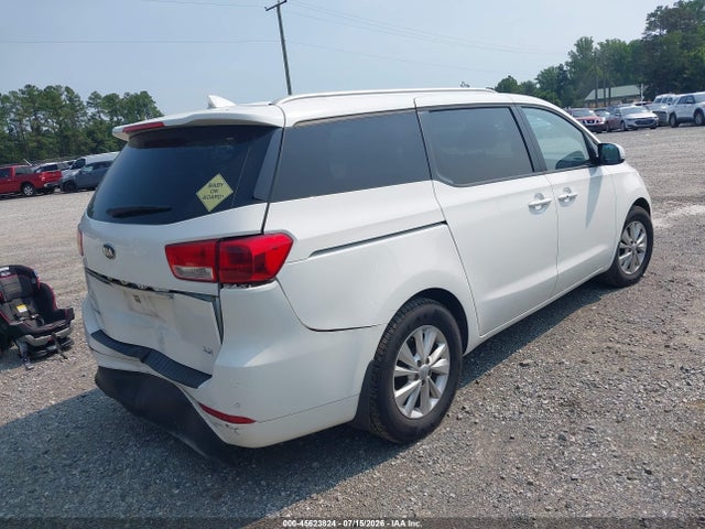KIA SEDONA LX 2016 KNDMB5C17G6213855 Image 4