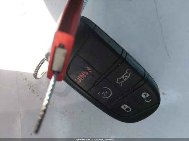 Продаж на аукціоні авто 2015 Chrysler 200 C, vin: 1C3CCCCB3FN501130, номер лоту: 45623829