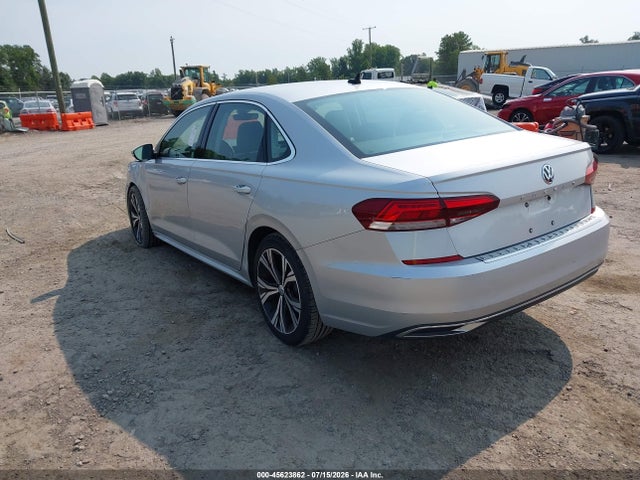 Aukcja sprzedaży 2021 Volkswagen Passat 2.0t Se, vin: 1VWSA7A30MC008351, numer aukcji: 45623862