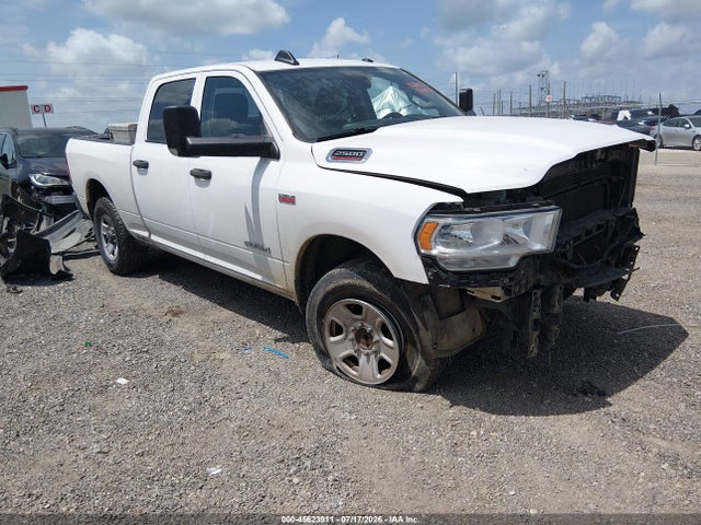 45623911 :رقم المزاد ، 3C6UR4CJ4KG517875 vin ، 2019 Ram 2500 Tradesman  4x2 6'4 Box مزاد بيع