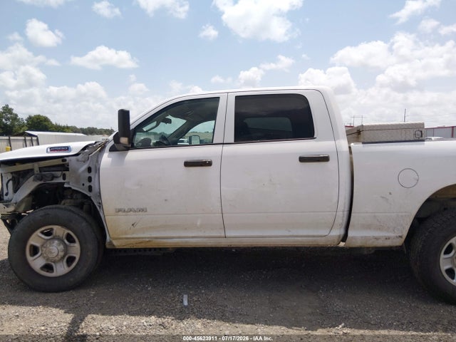 45623911 :رقم المزاد ، 3C6UR4CJ4KG517875 vin ، 2019 Ram 2500 Tradesman  4x2 6'4 Box مزاد بيع