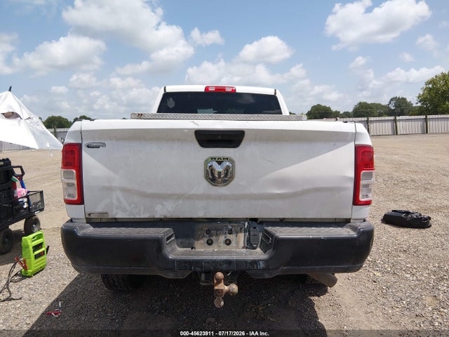 45623911 :رقم المزاد ، 3C6UR4CJ4KG517875 vin ، 2019 Ram 2500 Tradesman  4x2 6'4 Box مزاد بيع