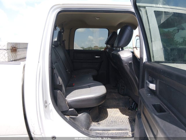 45623911 :رقم المزاد ، 3C6UR4CJ4KG517875 vin ، 2019 Ram 2500 Tradesman  4x2 6'4 Box مزاد بيع