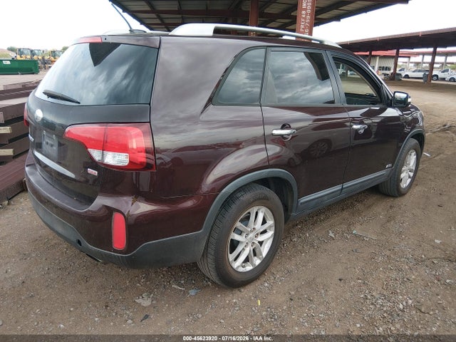 KIA Sorento Lx V6 2015 5XYKTDA77FG595290 Image 4