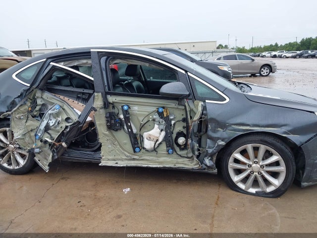 45623929 :رقم المزاد ، 1G4PS5SK5C4222823 vin ، 2012 Buick Verano Leather Group مزاد بيع