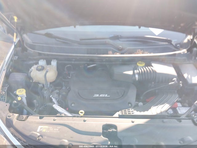 45623969 :رقم المزاد ، 2C4RC1EG1JR112887 vin ، 2018 Chrysler Pacifica Touring L Plus مزاد بيع