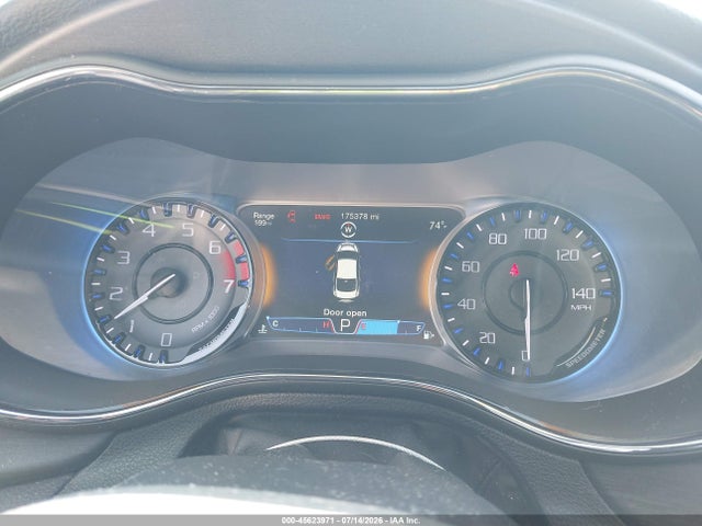 Продаж на аукціоні авто 2016 Chrysler 200 S, vin: 1C3CCCBB3GN184310, номер лоту: 45623971