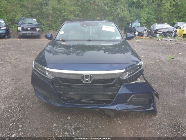 Продажа на аукционе авто 2018 Honda Accord Lx, vin: 1HGCV1F17JA123036, номер лота: 45624002