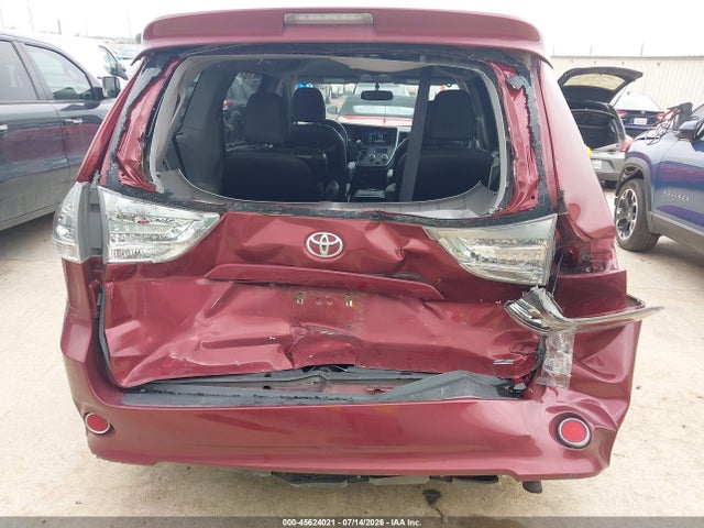Aukcja sprzedaży 2016 Toyota Sienna Se 8 Passenger, vin: 5TDXK3DCXGS763715, numer aukcji: 45624021