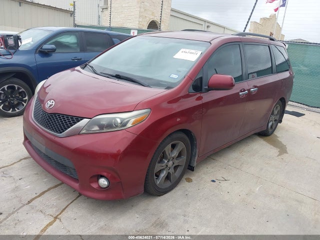 Aukcja sprzedaży 2016 Toyota Sienna Se 8 Passenger, vin: 5TDXK3DCXGS763715, numer aukcji: 45624021