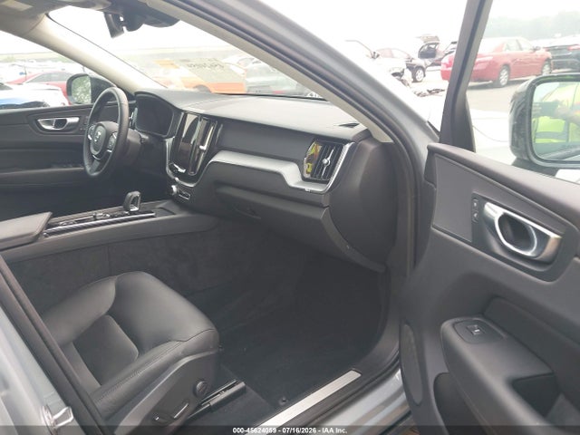 45624059 :رقم المزاد ، YV4L12RK0R1822280 vin ، 2024 Volvo Xc60 B5 Core Dark Theme مزاد بيع
