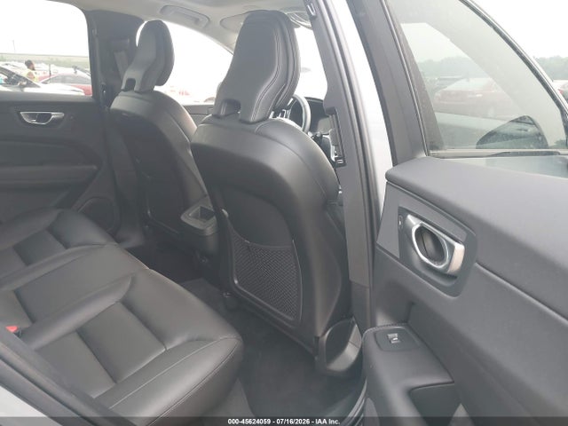 45624059 :رقم المزاد ، YV4L12RK0R1822280 vin ، 2024 Volvo Xc60 B5 Core Dark Theme مزاد بيع