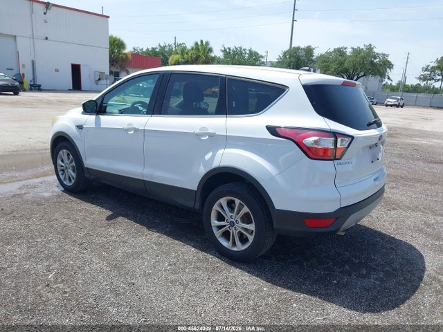 Продаж на аукціоні авто 2017 Ford Escape Se, vin: 1FMCU9GD4HUD32358, номер лоту: 45624089