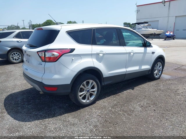 Продаж на аукціоні авто 2017 Ford Escape Se, vin: 1FMCU9GD4HUD32358, номер лоту: 45624089