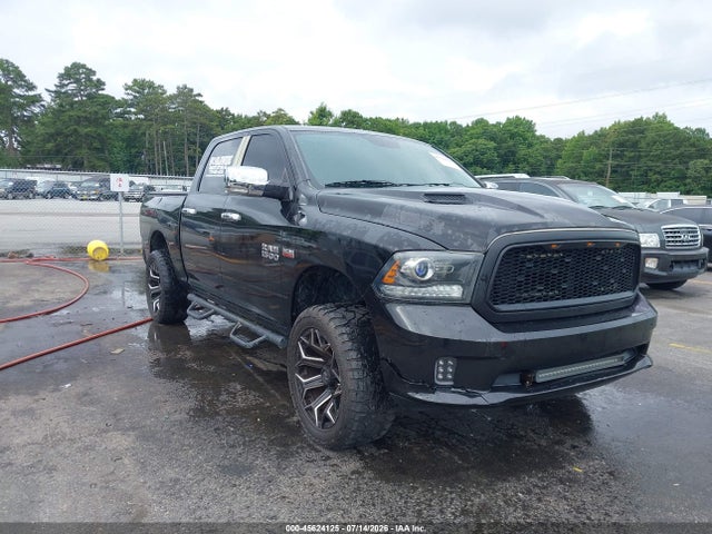 45624125 :رقم المزاد ، 1C6RR7MT3FS540201 vin ، 2015 Ram 1500 Sport مزاد بيع