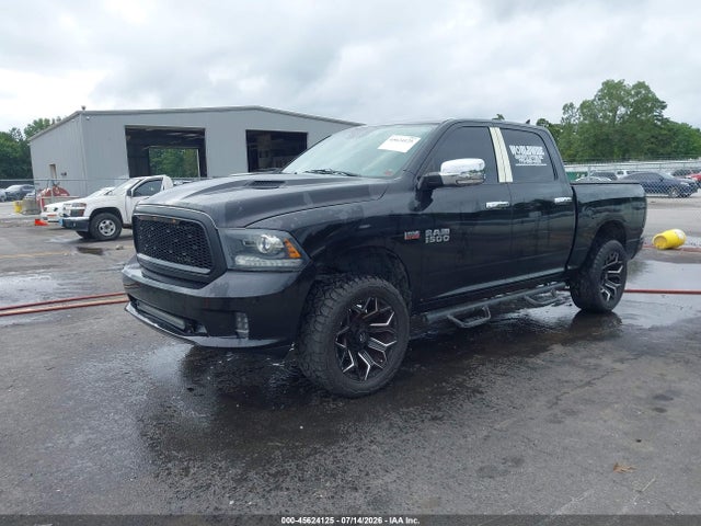 45624125 :رقم المزاد ، 1C6RR7MT3FS540201 vin ، 2015 Ram 1500 Sport مزاد بيع