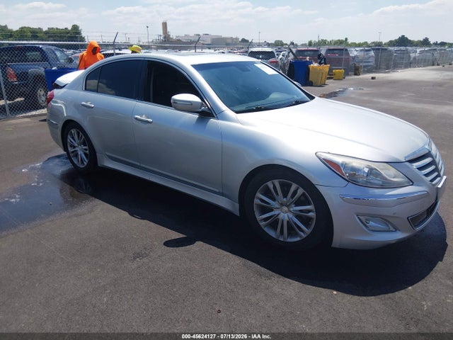 Продажа на аукционе авто 2013 Hyundai Genesis 3.8, vin: KMHGC4DD9DU229877, номер лота: 45624127