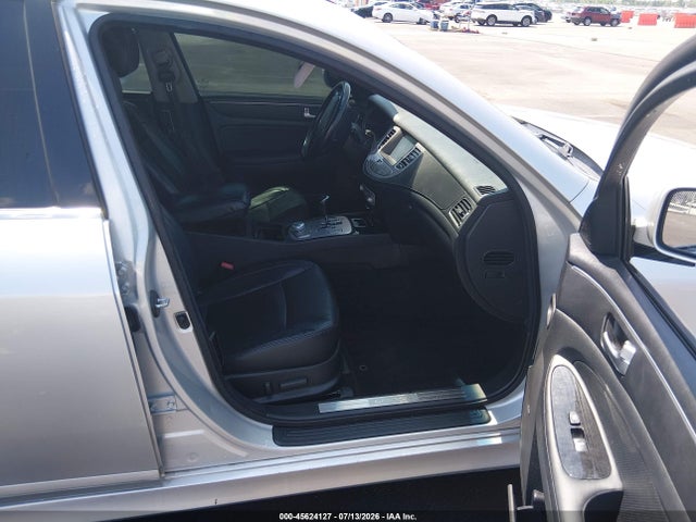 Продажа на аукционе авто 2013 Hyundai Genesis 3.8, vin: KMHGC4DD9DU229877, номер лота: 45624127