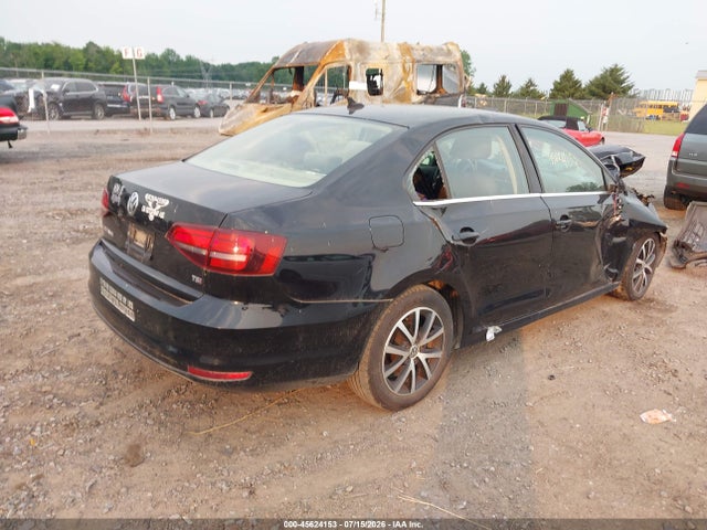 45624153 :رقم المزاد ، 3VWB67AJ3HM251219 vin ، 2017 Volkswagen Jetta 1.4t Se مزاد بيع